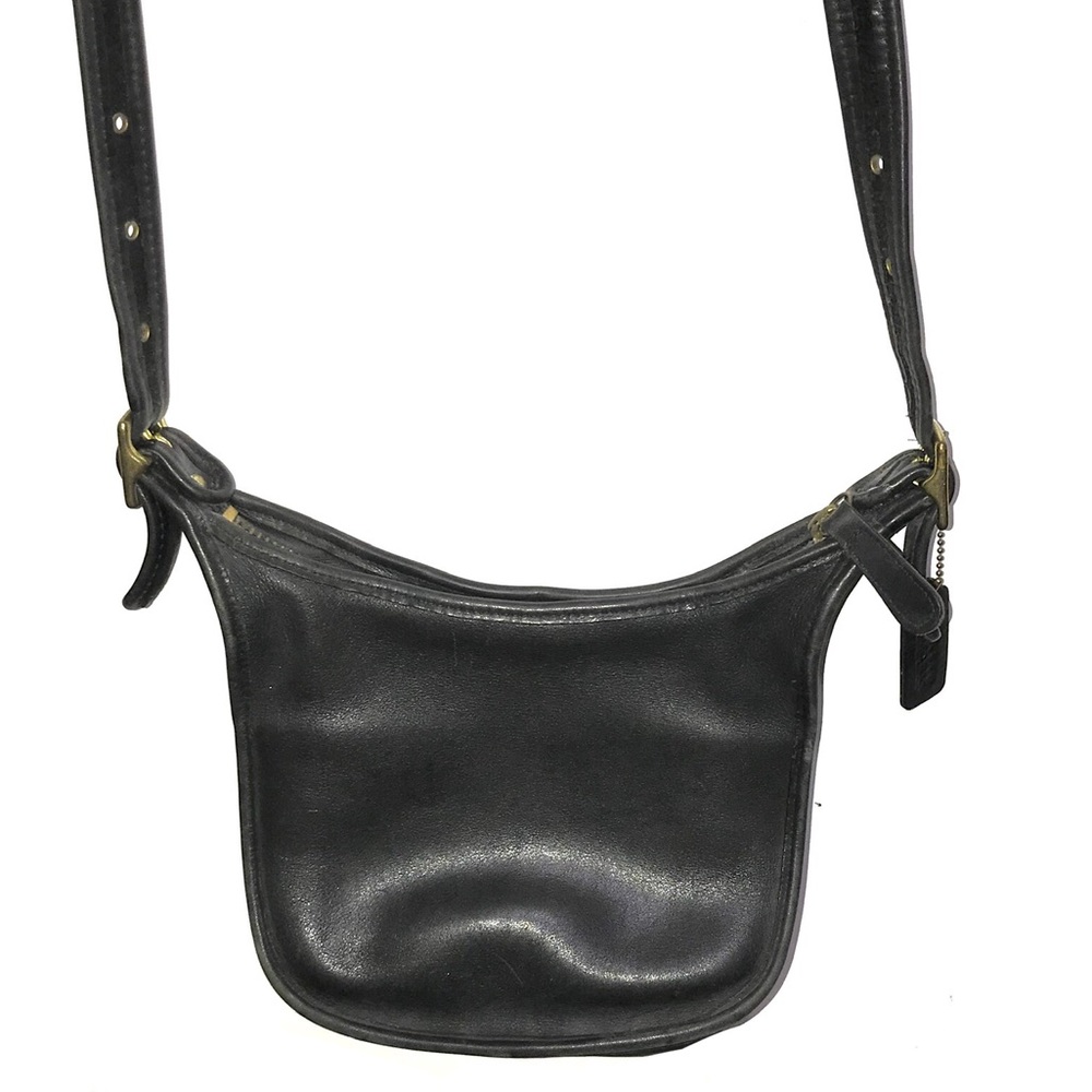 Vintage Coach crossbody bag